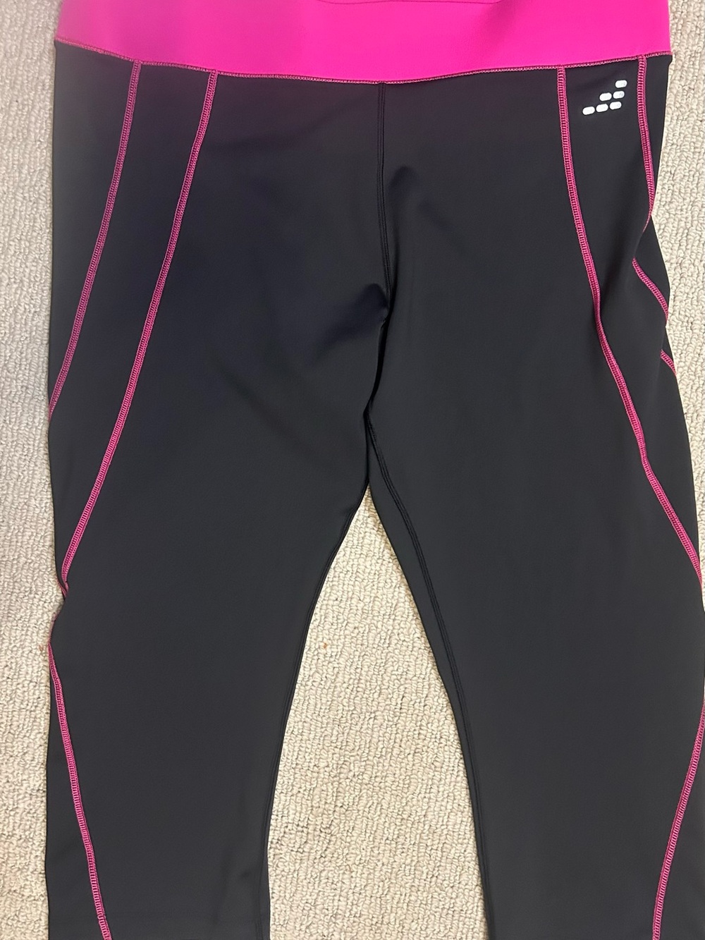 BCG Tru-Wick Black & Pink Capri Leggings Size Large Athletic Workout Pants